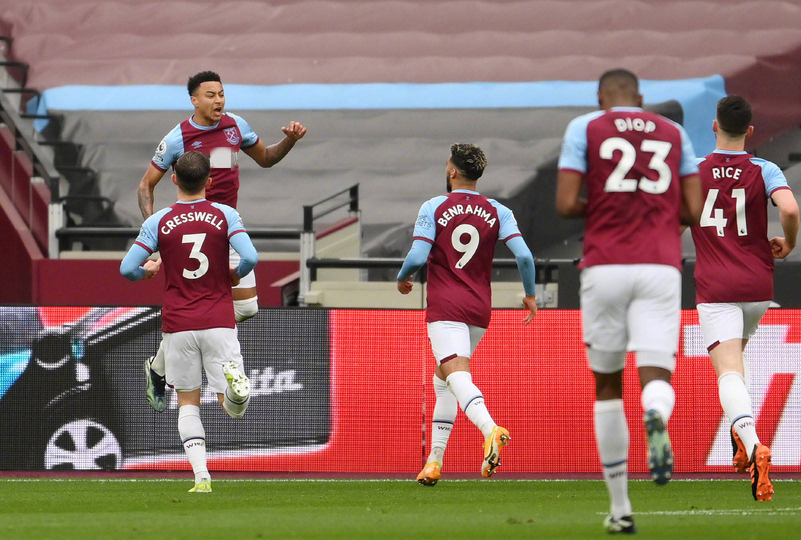 场上为巴西 场上为巴西